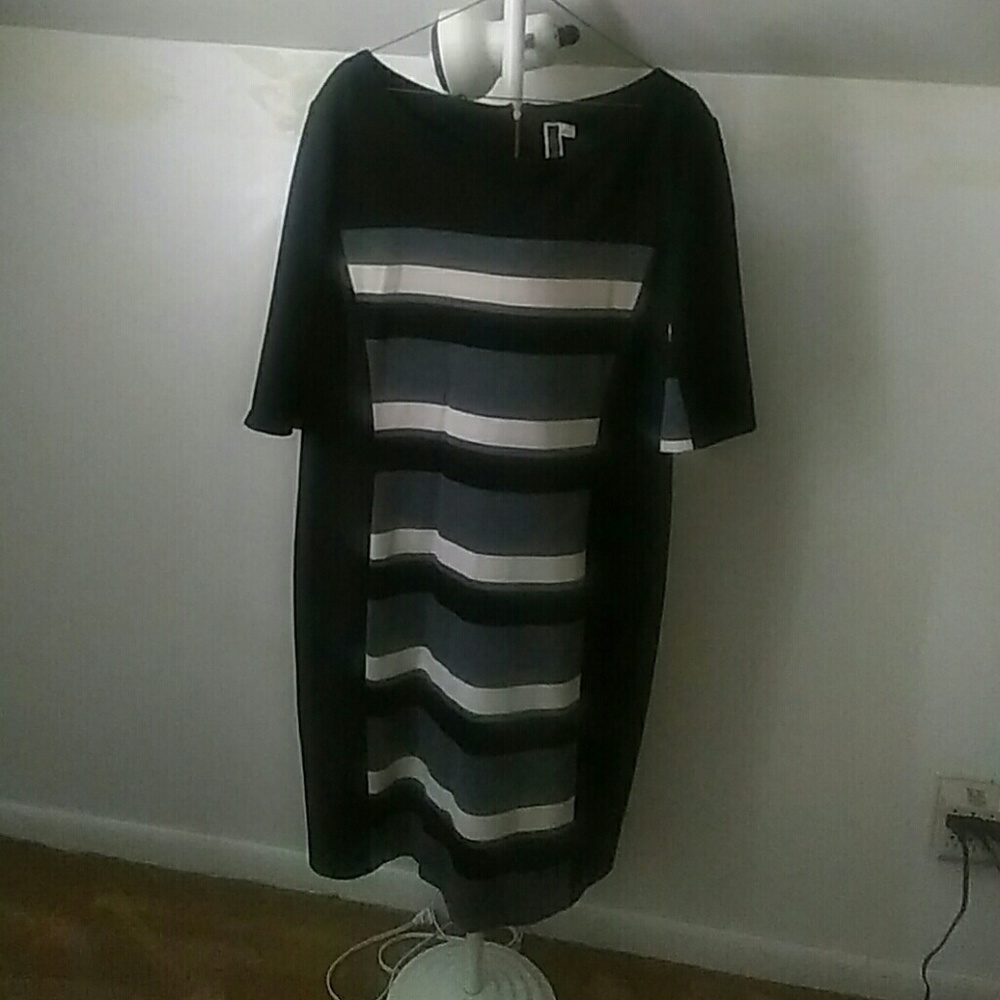 Ladies' dress